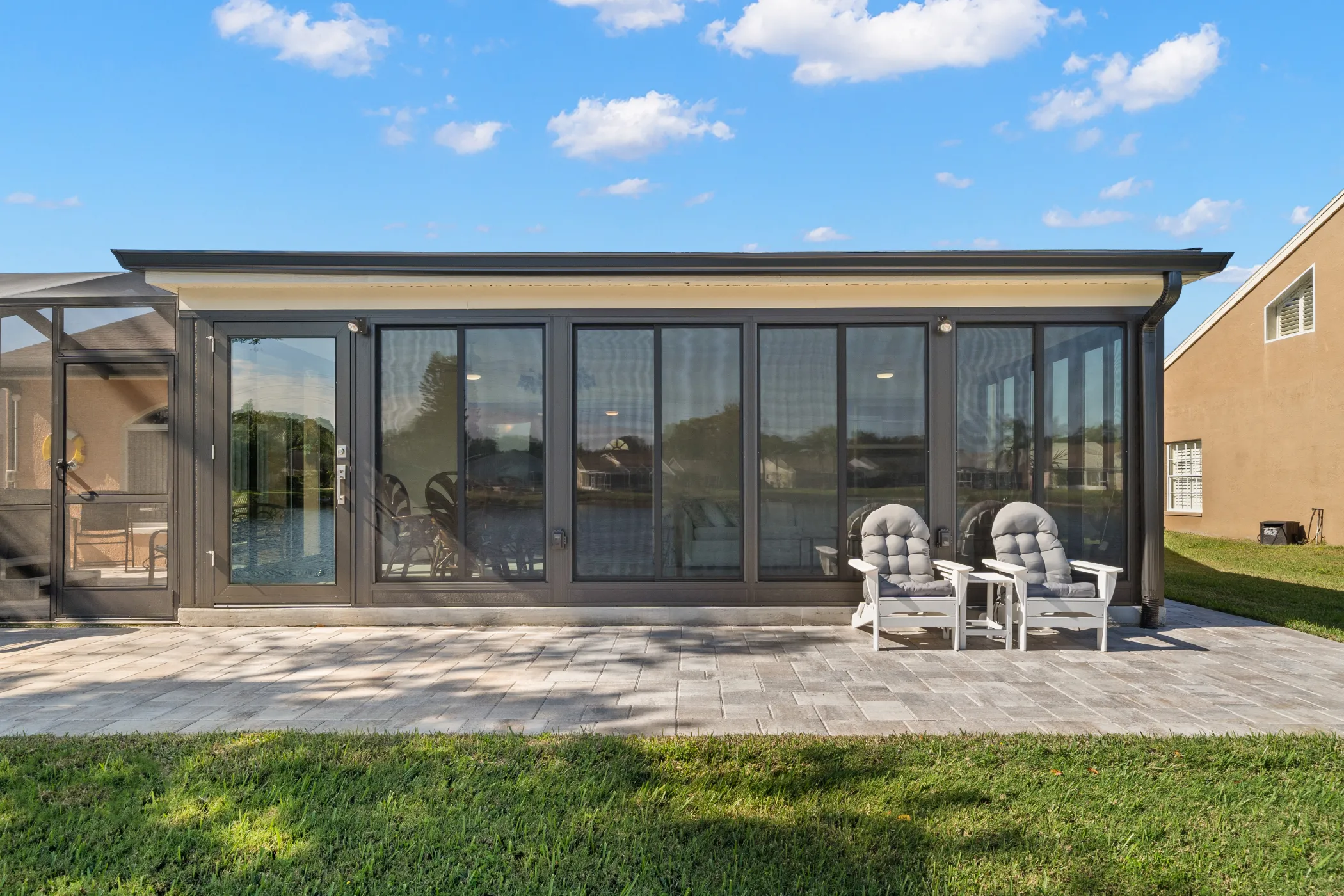 Pinellas sunroom and patio